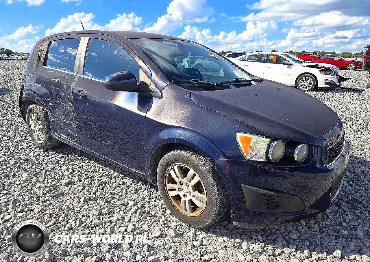 2016 Chevrolet Sonic Lt VIN:1G1JC6SH1G4125084 - 4