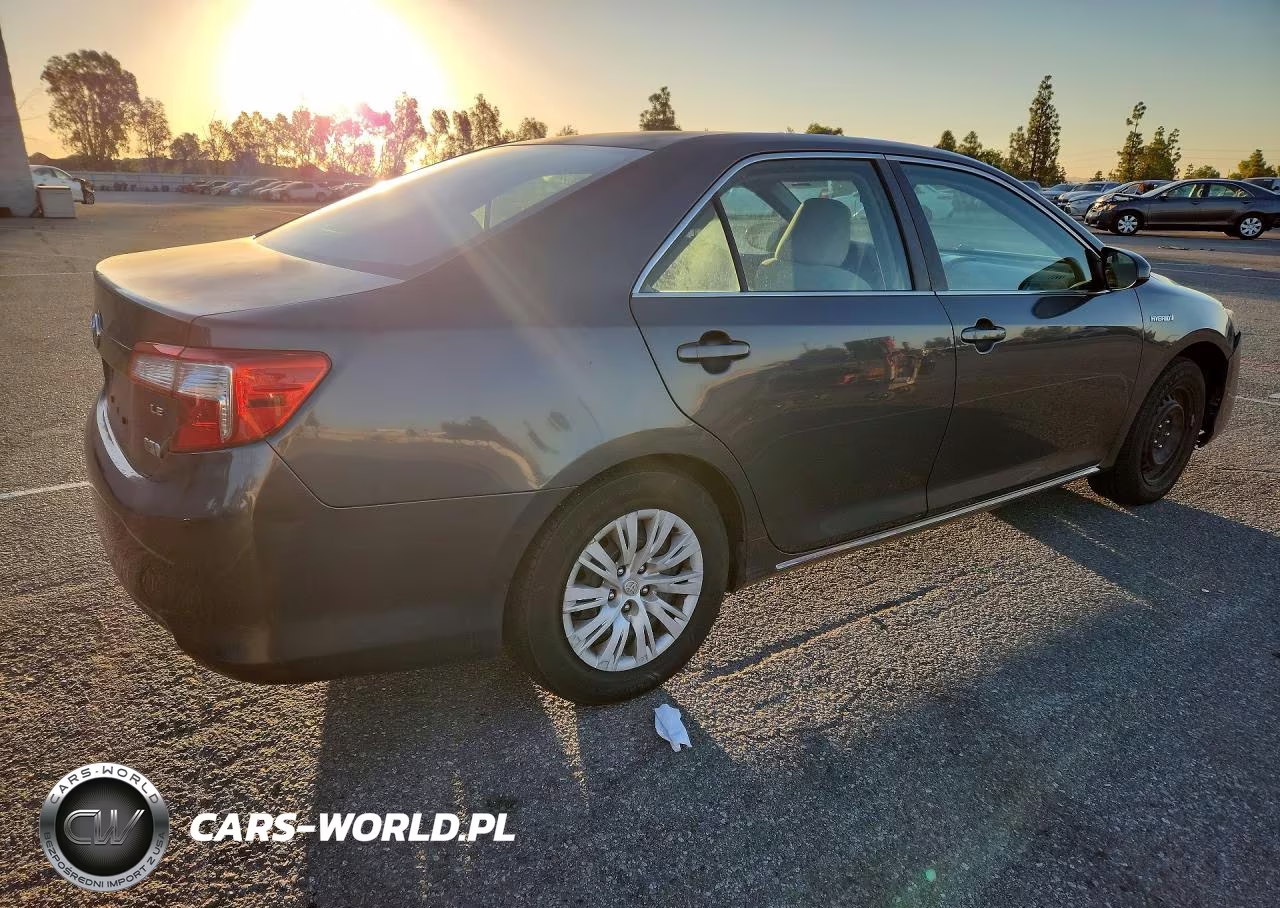 2012 Toyota Camry Hybrid Le VIN:4T1BD1FK1CU062480 - 3
