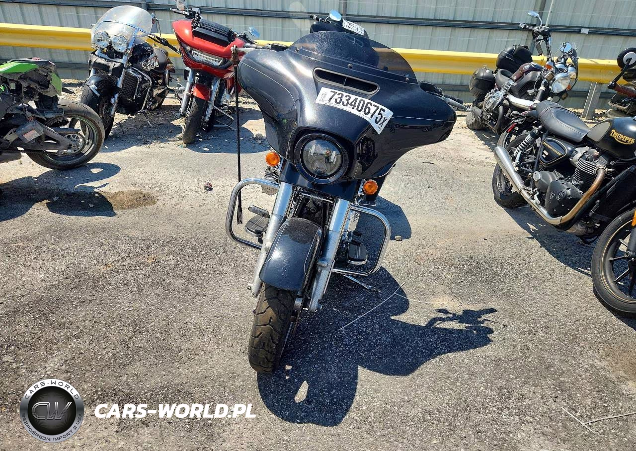 2016 Harley-Davidson Flhxs Street Glide Special VIN:1HD1KRM3XGB623260 - 2