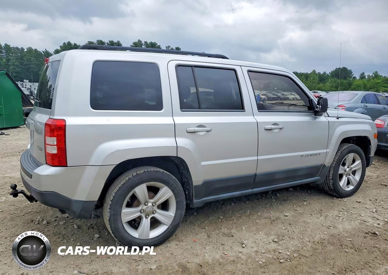 2011 Jeep Patriot Sport VIN:1J4NT1GB4BD103910 - 3