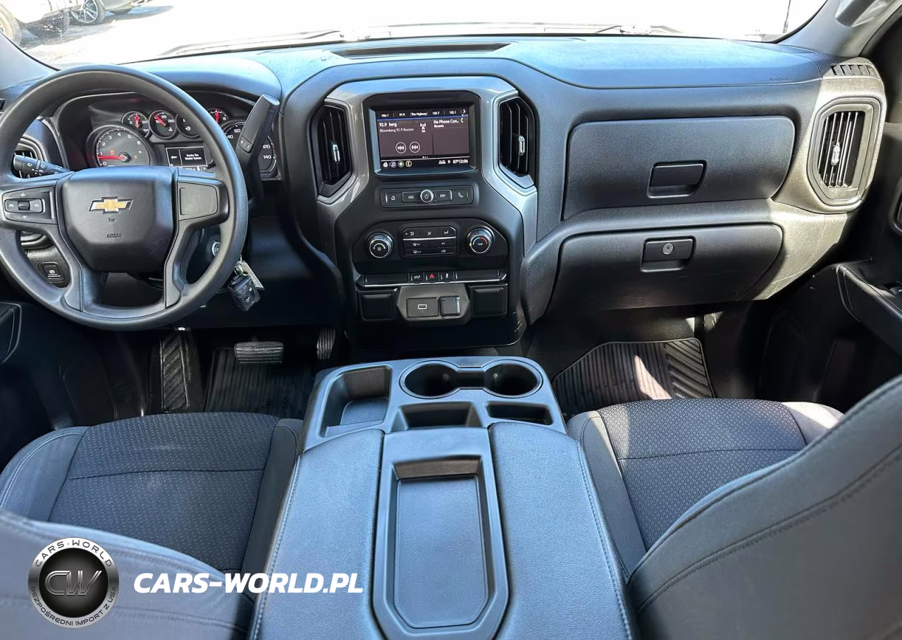 2020 Chevrolet Silverado 1500 4Wd Short Bed Custom VIN:1GCUYBEF7LZ103659 - 9