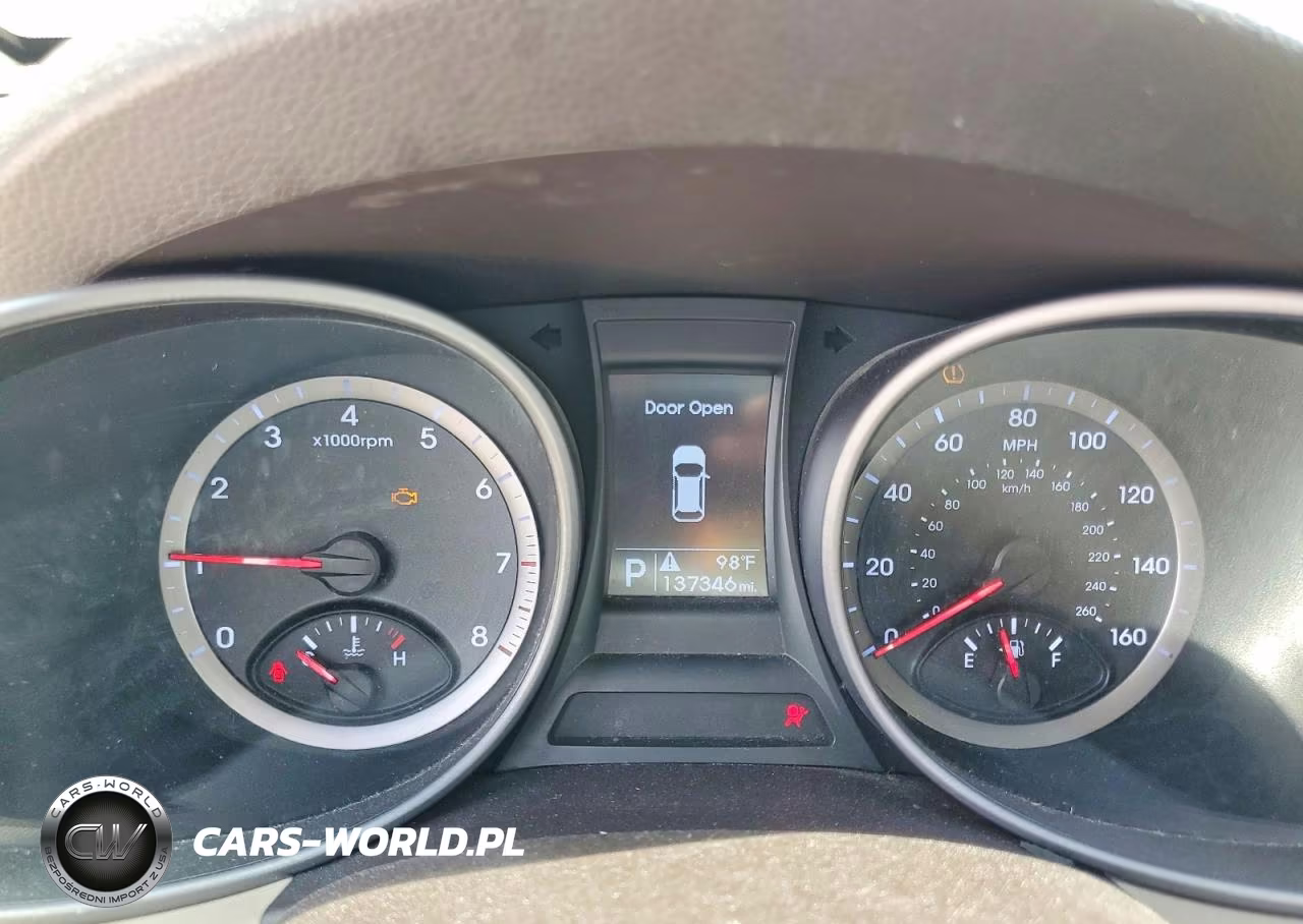 2016 Hyundai Santa Fe Sport 2.4L VIN:5XYZT3LB9GG321441 - 9