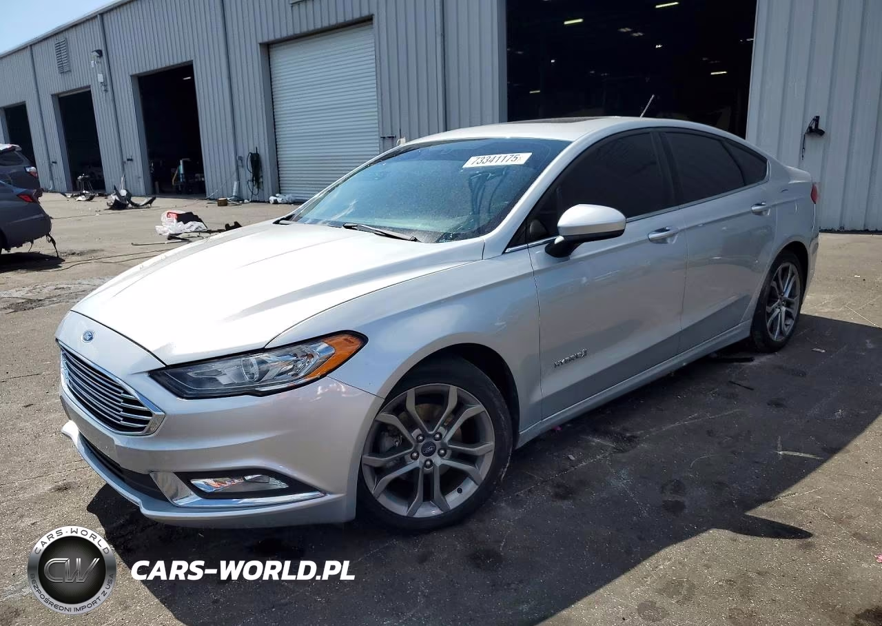2017 Ford Fusion Se Hybrid – zdjęcie 1 z 13