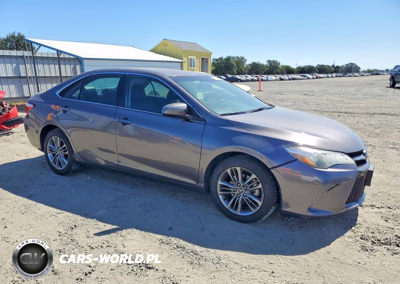 2016 Toyota Camry Se VIN:4T1BF1FK9GU236621 - 4