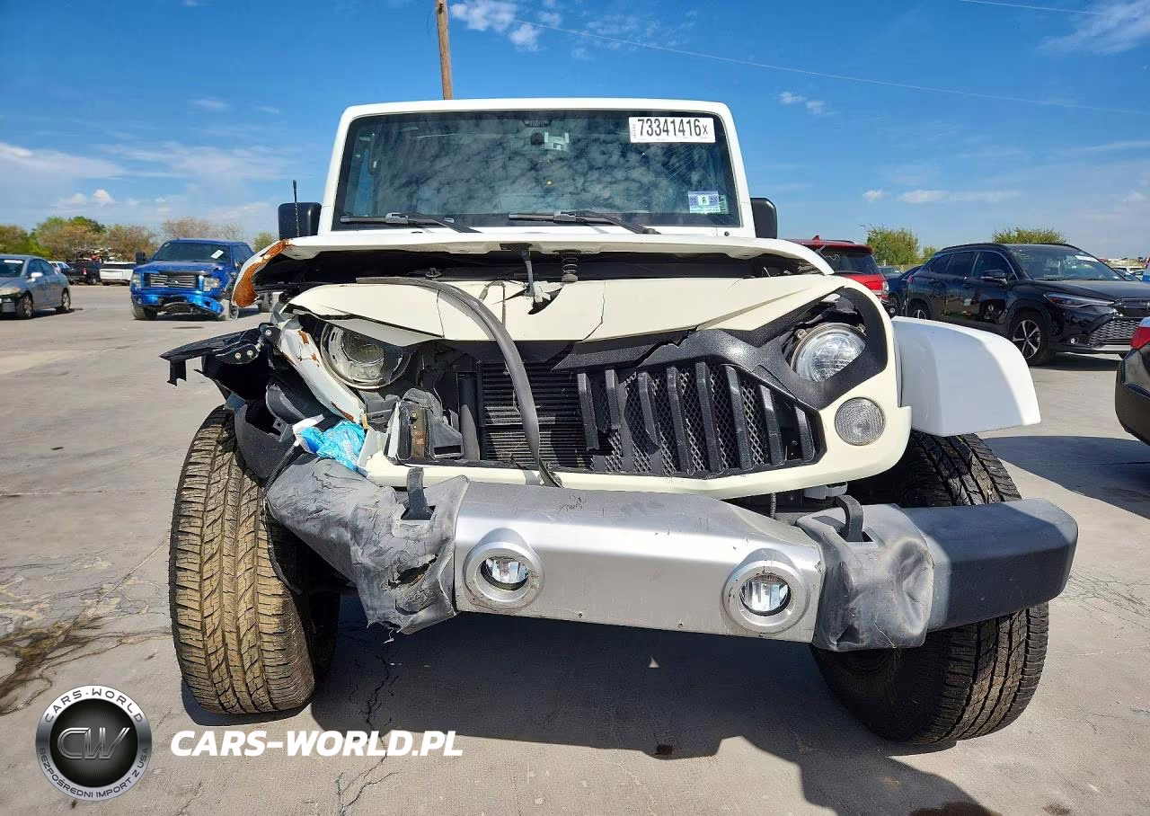 2017 Jeep Wrangler Unlimited Sahara VIN:1C4HJWEG3HL624863 - 5