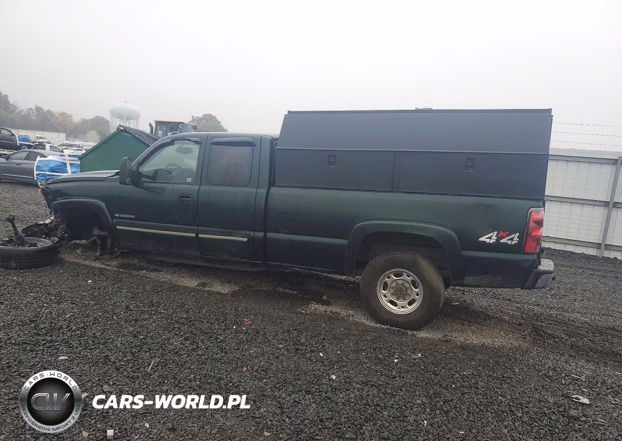2005 Chevrolet Silverado K2500 Heavy Duty VIN:1GCHK29U35E153724 - 2