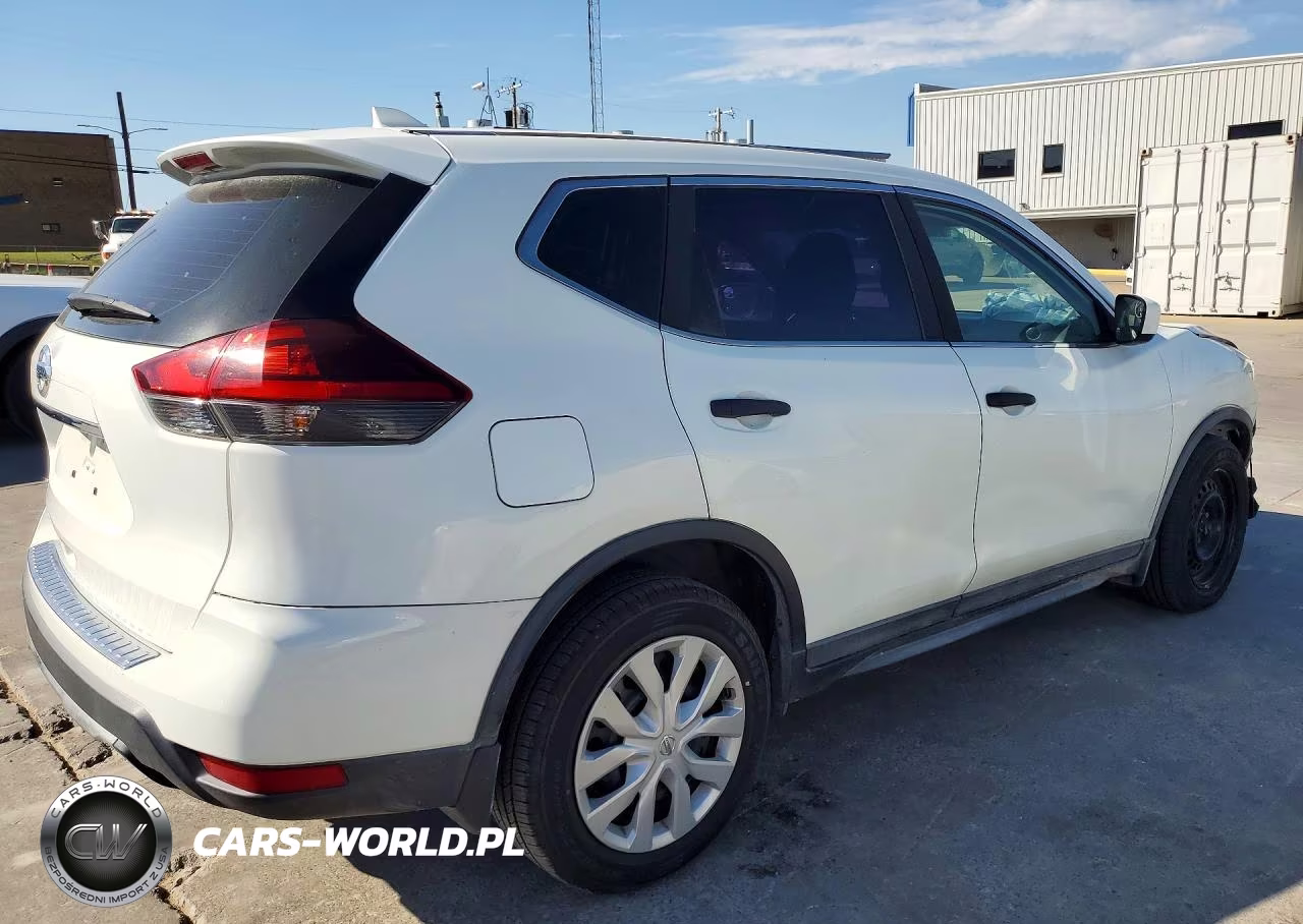 2018 Nissan Rogue S VIN:KNMAT2MT8JP596494 - 3