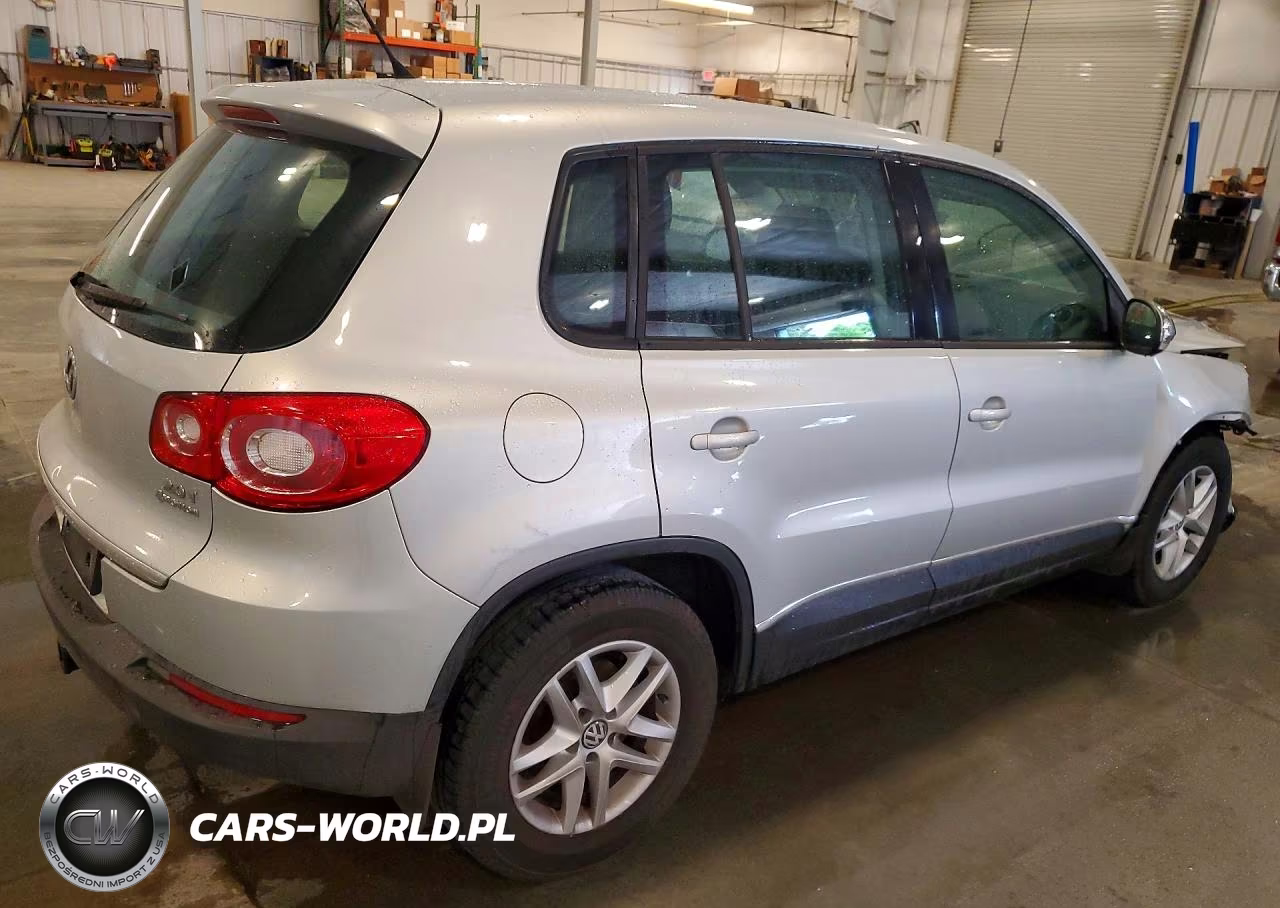 2011 Volkswagen Tiguan S VIN:WVGBV7AX9BW506856 - 3