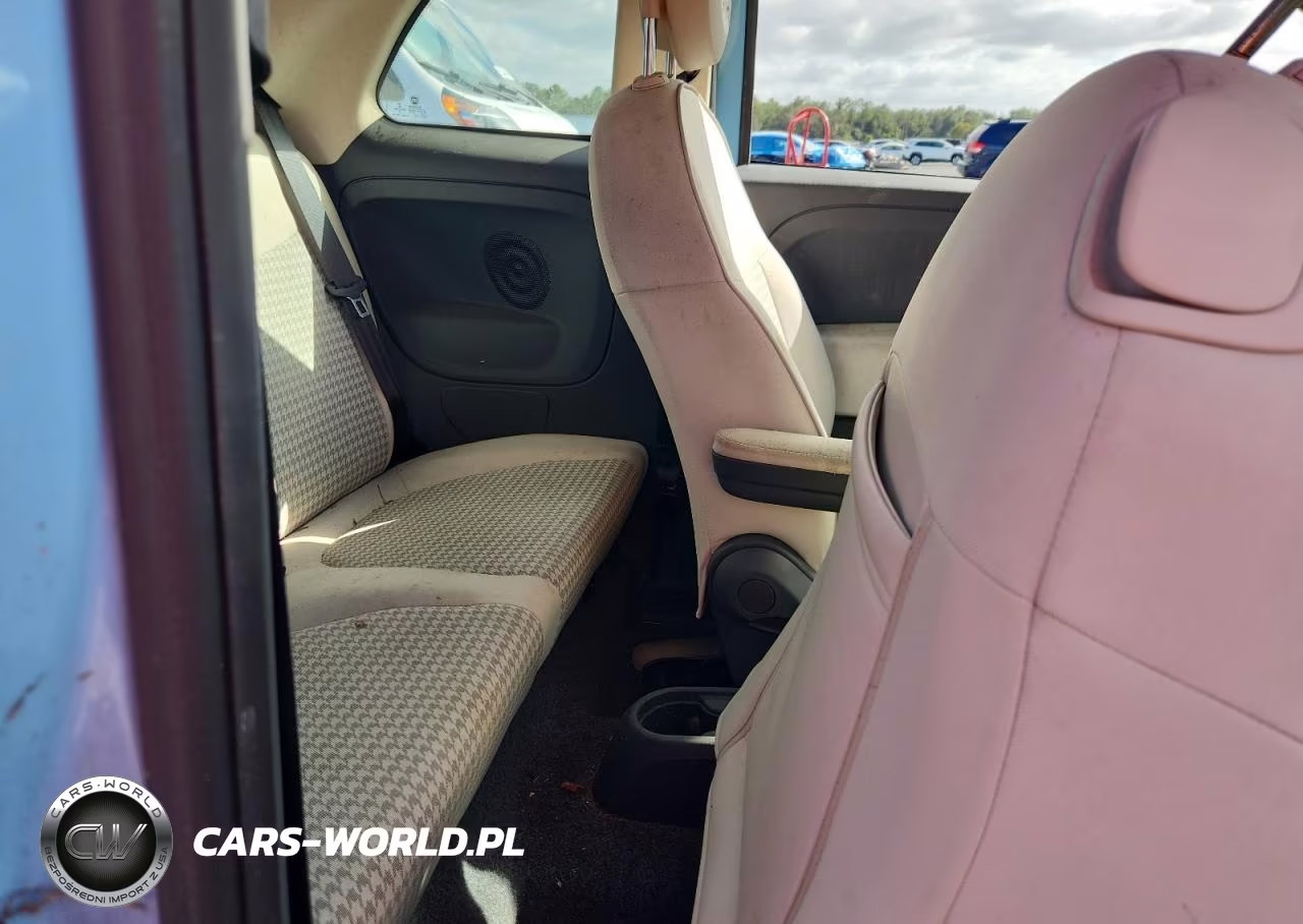 2017 Fiat 500 Pop VIN:3C3CFFKR5HT508929 - 10