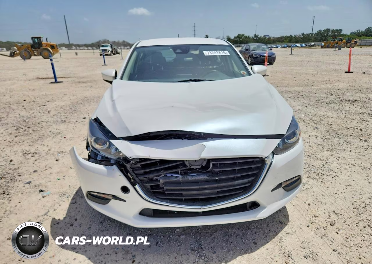 2018 Mazda 3 Touring VIN:3MZBN1L39JM202353 - 5