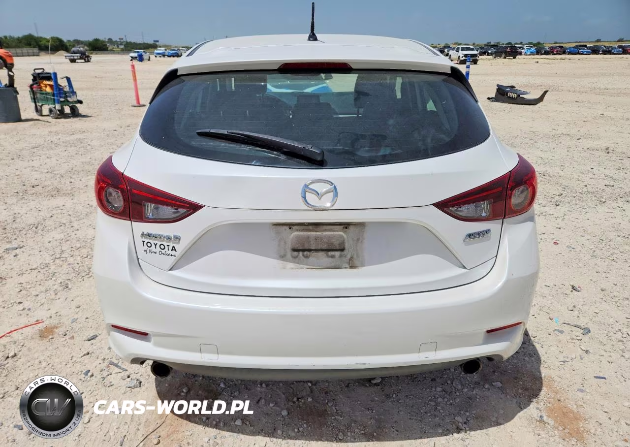 2018 Mazda 3 Touring VIN:3MZBN1L39JM202353 - 6