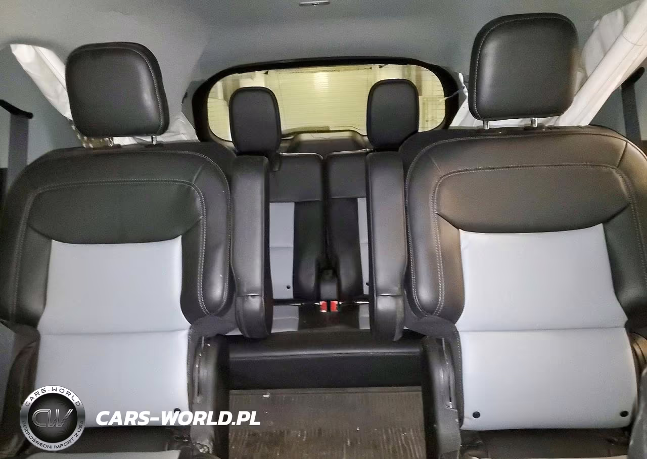 2022 Ford Explorer Xlt VIN:1FMSK8DH2NGC05301 - 10