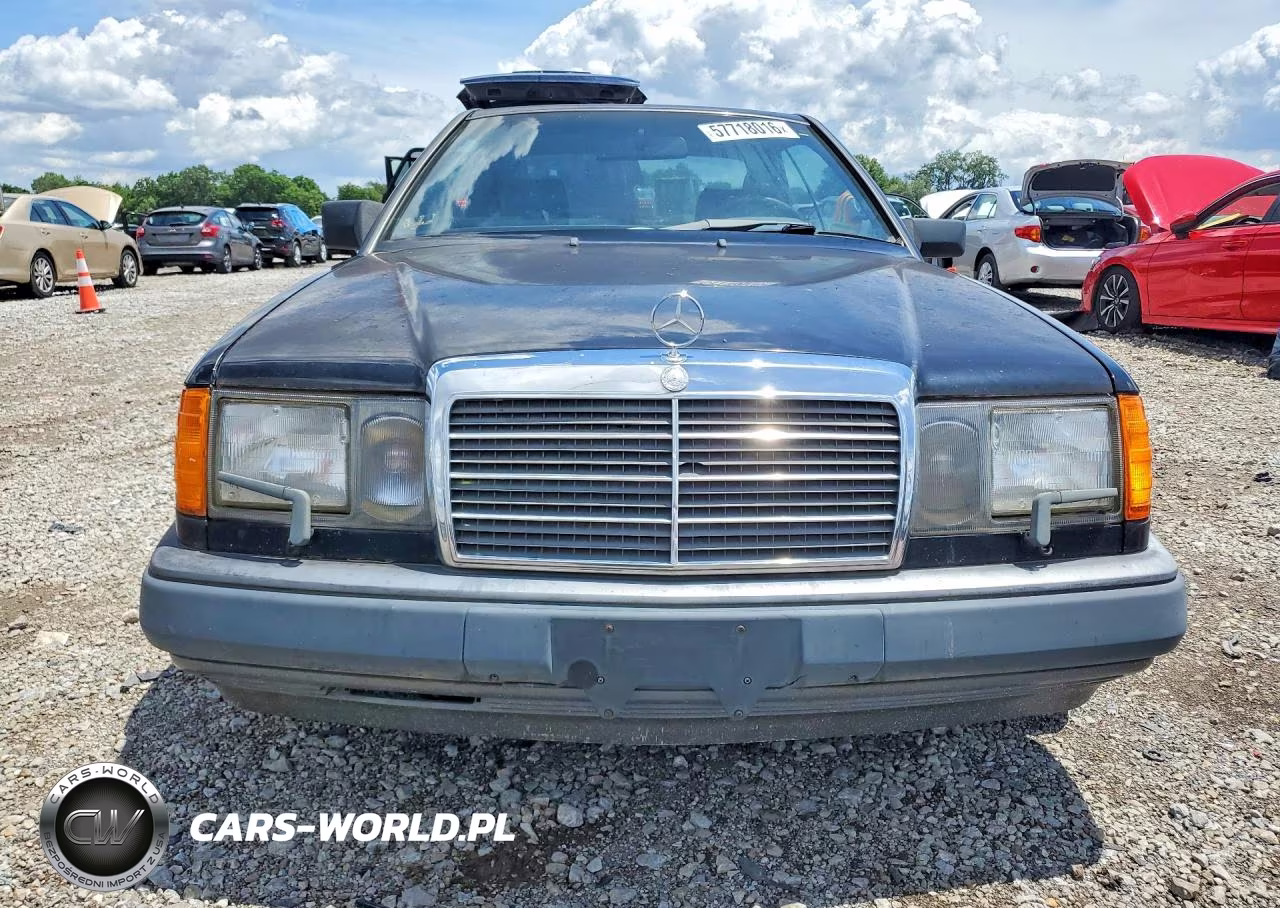 1989 Mercedes-Benz 300 Ce VIN:WDBEA50D4KA884264 - 5
