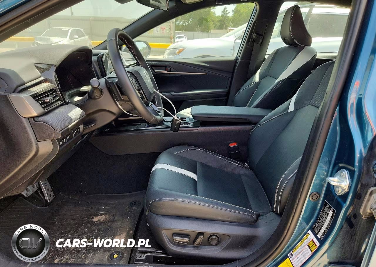 2025 Toyota Camry VIN:4T1DAACK1SU181733 - 7