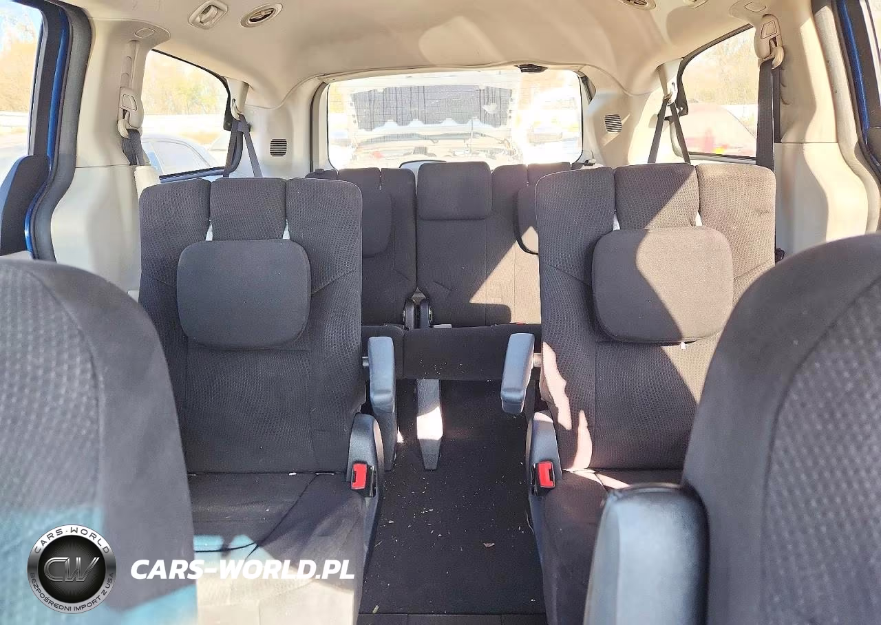 2011 Dodge Grand Caravan Mainstreet VIN:2D4RN3DG8BR608541 - 10