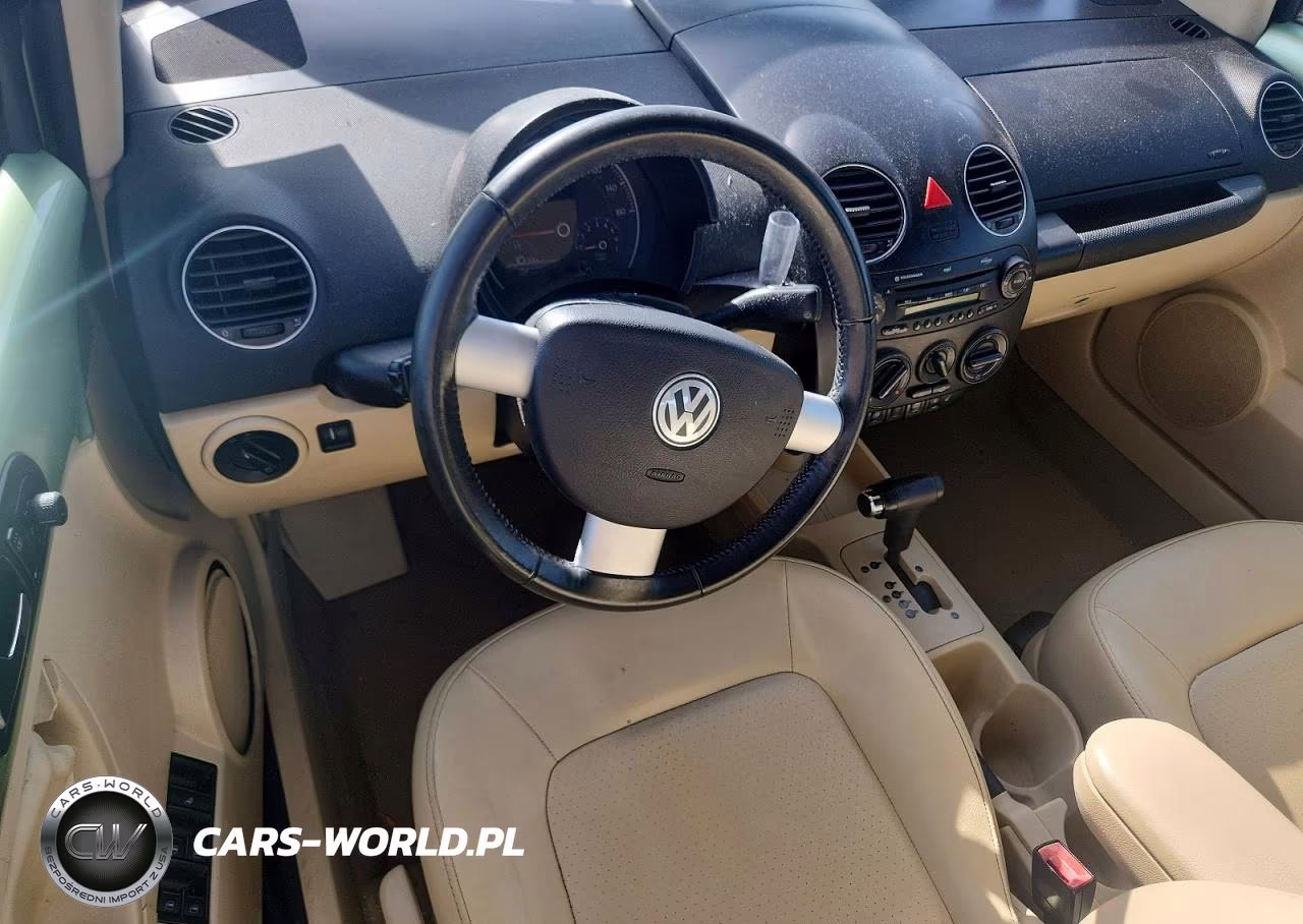 2008 Volkswagen New Beetle Convertible Se VIN:3VWRF31Y78M411557 - 8
