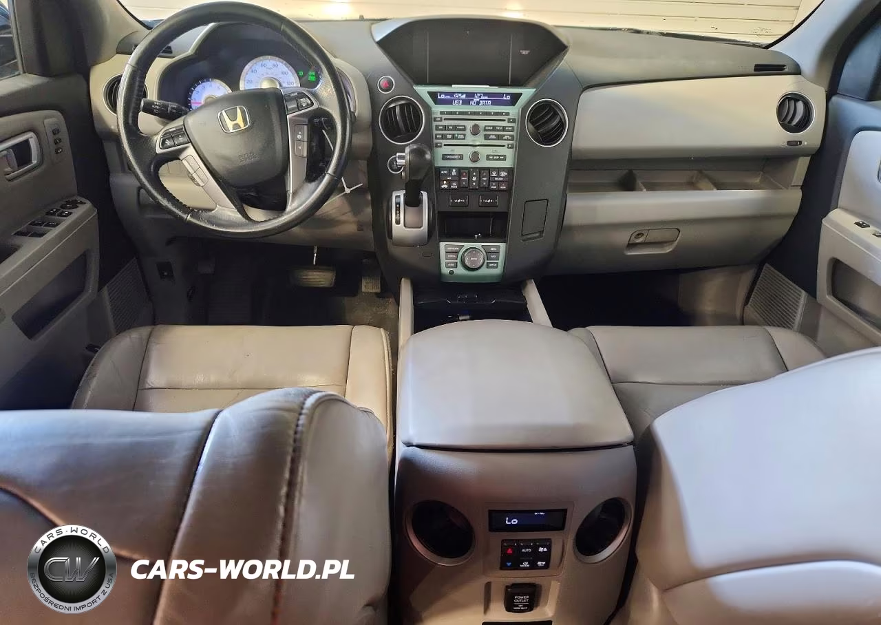 2011 Honda Pilot Touring VIN:5FNYF4H95BB075826 - 8