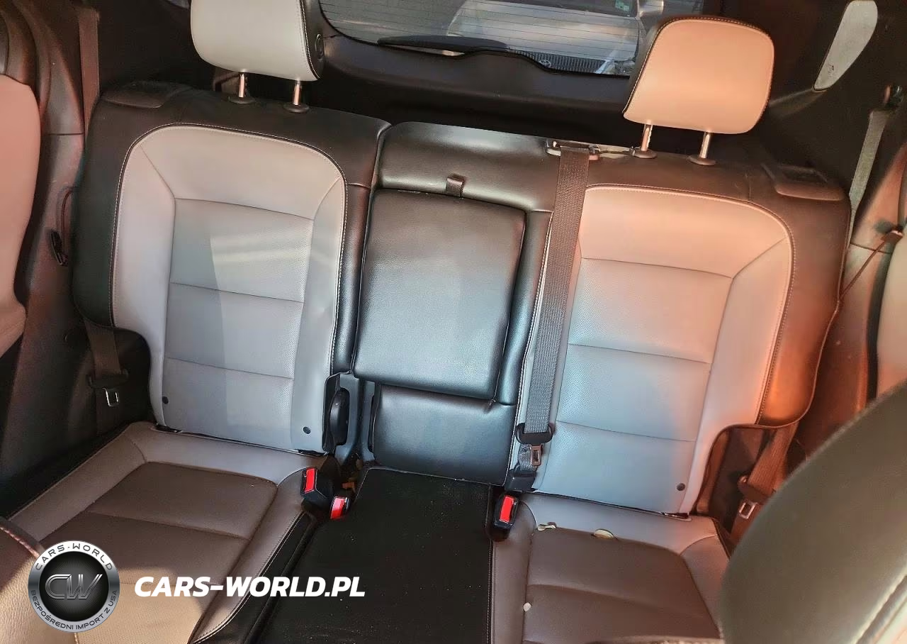 2018 Chevrolet Equinox Premier VIN:3GNAXMEV8JL384746 - 10