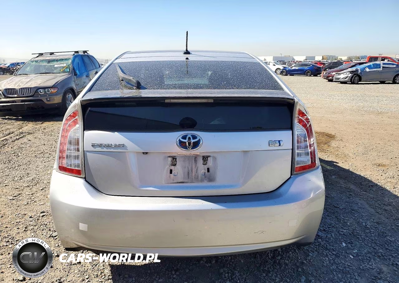 2012 Toyota Prius Three VIN:JTDKN3DU4C5489986 - 6