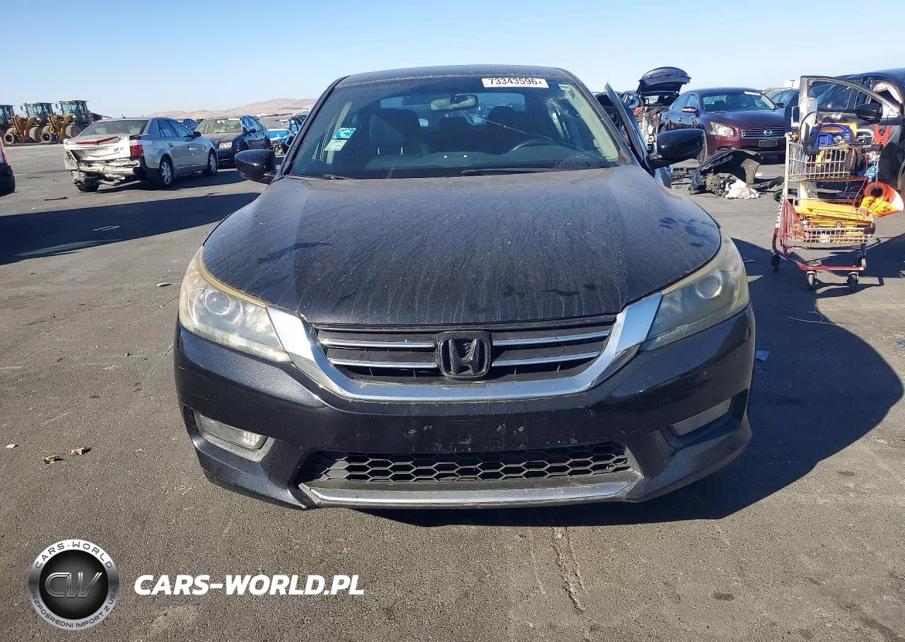 2015 Honda Accord Sport VIN:1HGCR2F58FA249832 - 5