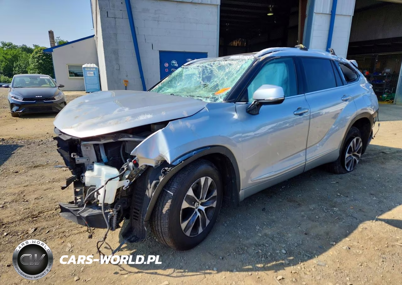 2022 Toyota Highlander Xle – zdjęcie 1 z 13