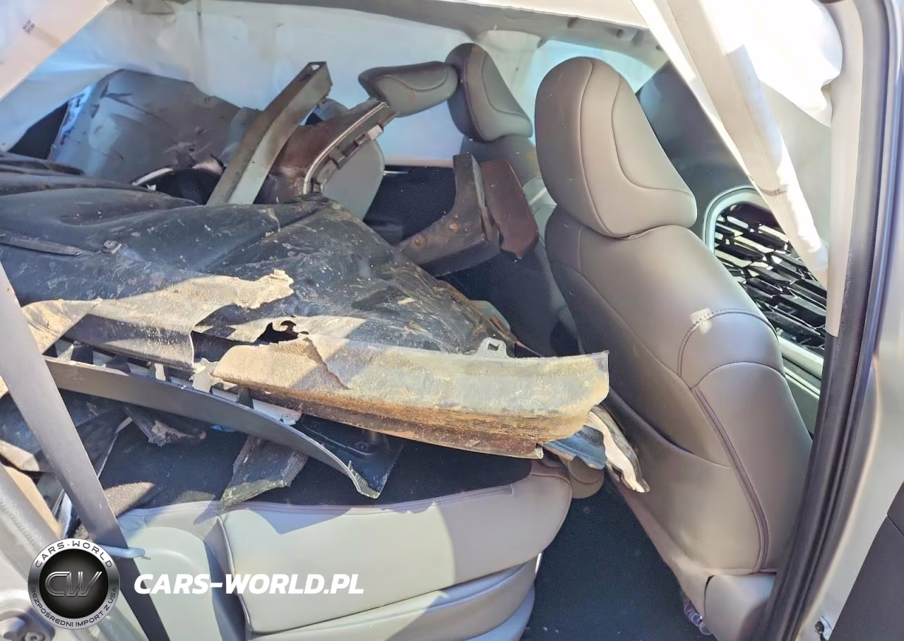 2022 Toyota Highlander Xle VIN:5TDHZRBH6NS219999 - 11