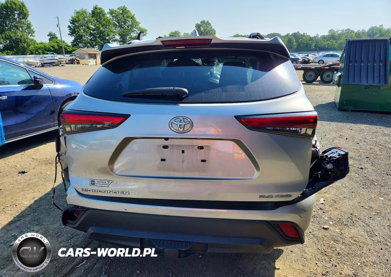 2022 Toyota Highlander Xle VIN:5TDHZRBH6NS219999 - 6