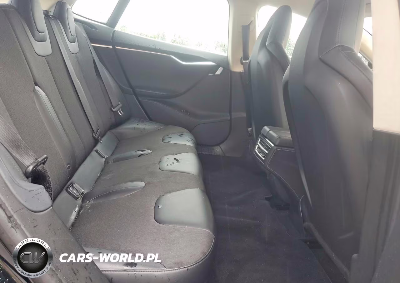 2014 Tesla Model S VIN:5YJSA1S12EFP41471 - 10