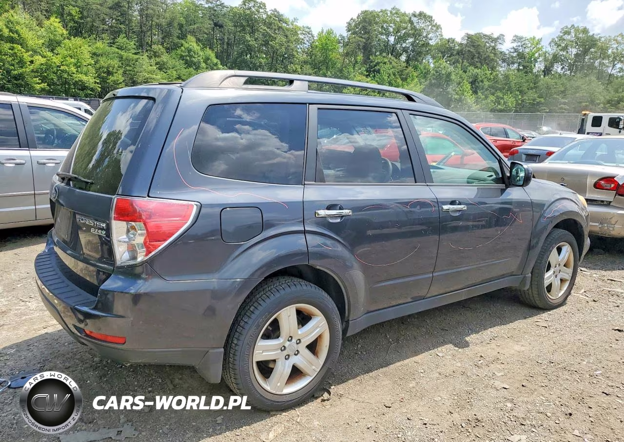 2010 Subaru Forester 2.5X Premium VIN:JF2SH6CC7AH914759 - 3