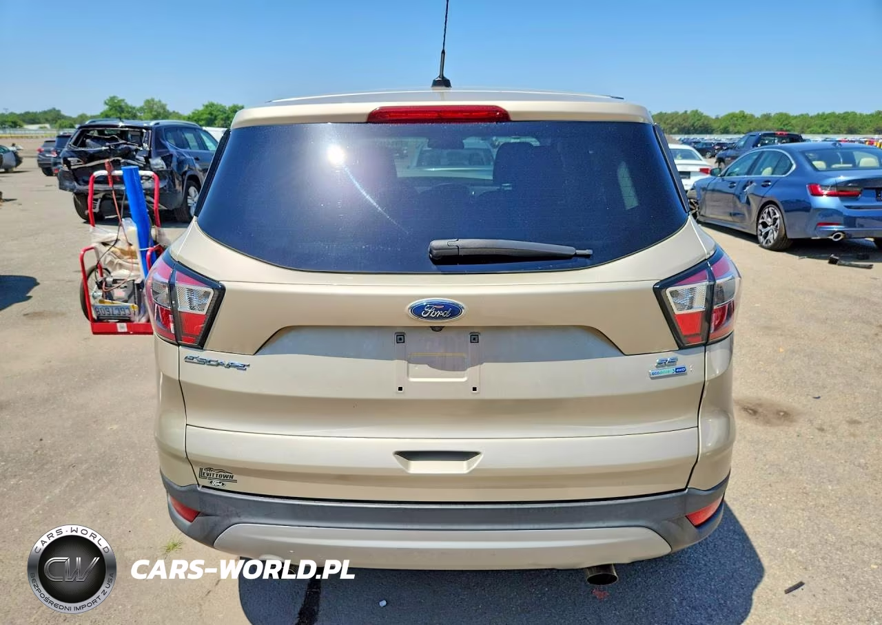 2017 Ford Escape Se VIN:1FMCU9GD6HUE82407 - 6