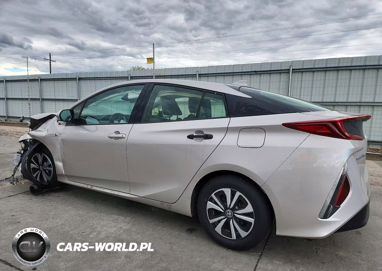 2017 Toyota Prius Prime Premium VIN:JTDKARFP0H3000735 - 2