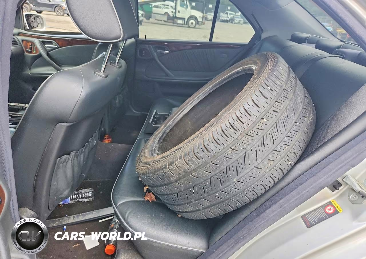 2001 Mercedes-Benz E 320 VIN:WDBJF65J91B337925 - 10