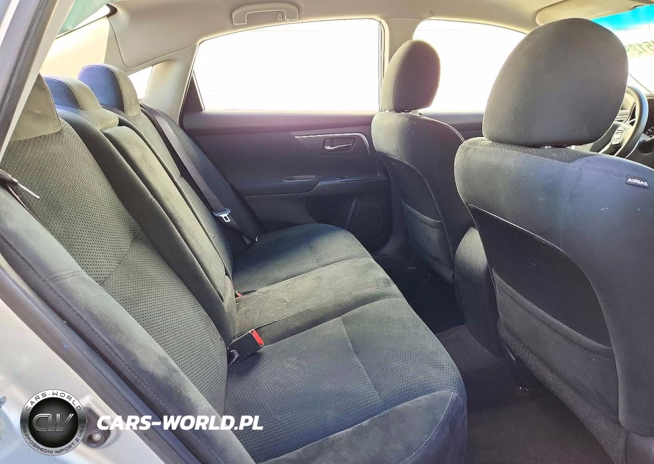 2015 Nissan Altima 2.5 S VIN:1N4AL3AP8FN369005 - 10