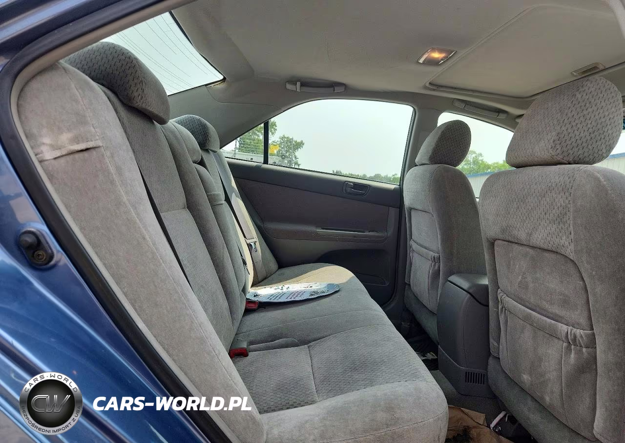 2004 Toyota Camry Le VIN:4T1BE32K24U882924 - 10