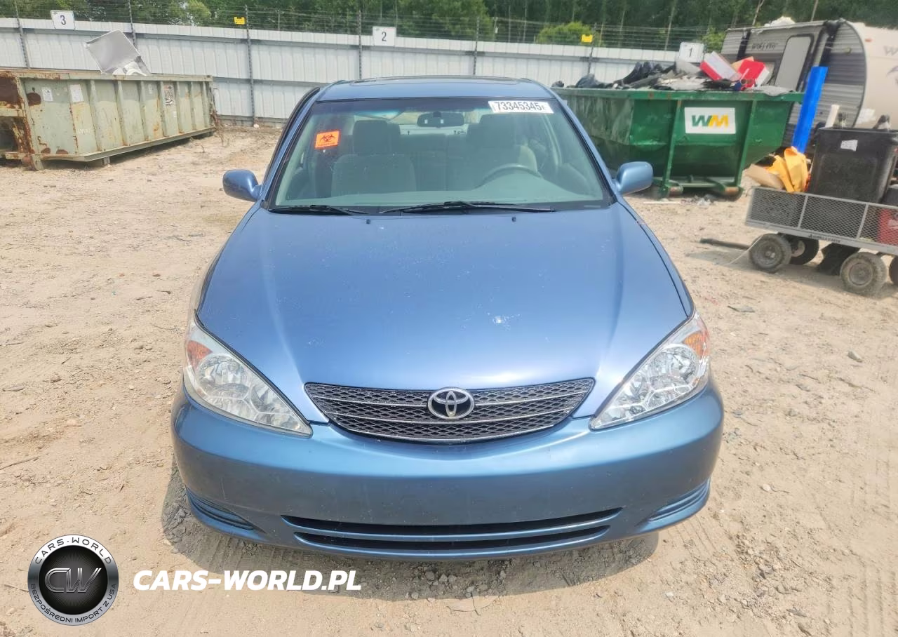 2004 Toyota Camry Le VIN:4T1BE32K24U882924 - 5
