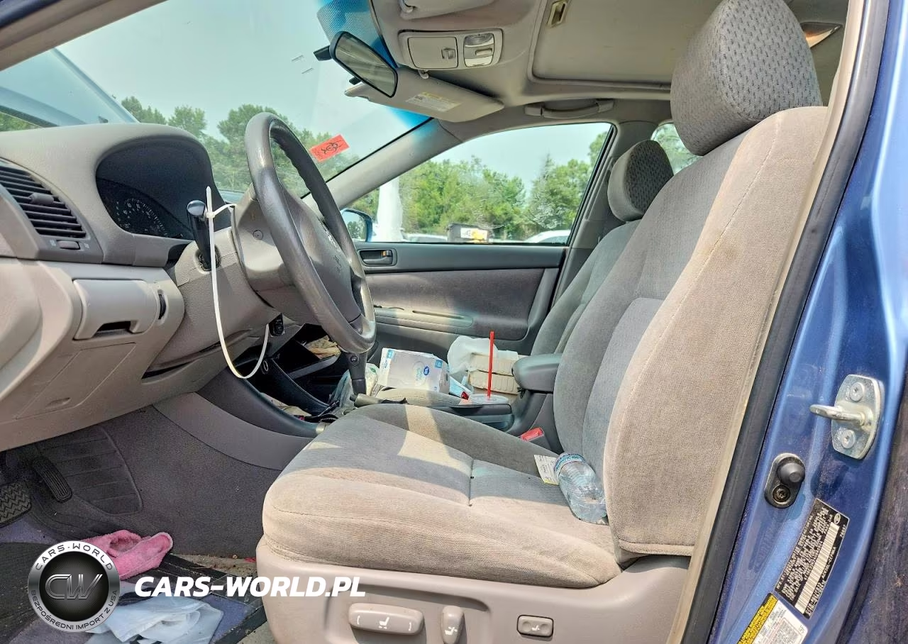 2004 Toyota Camry Le VIN:4T1BE32K24U882924 - 7