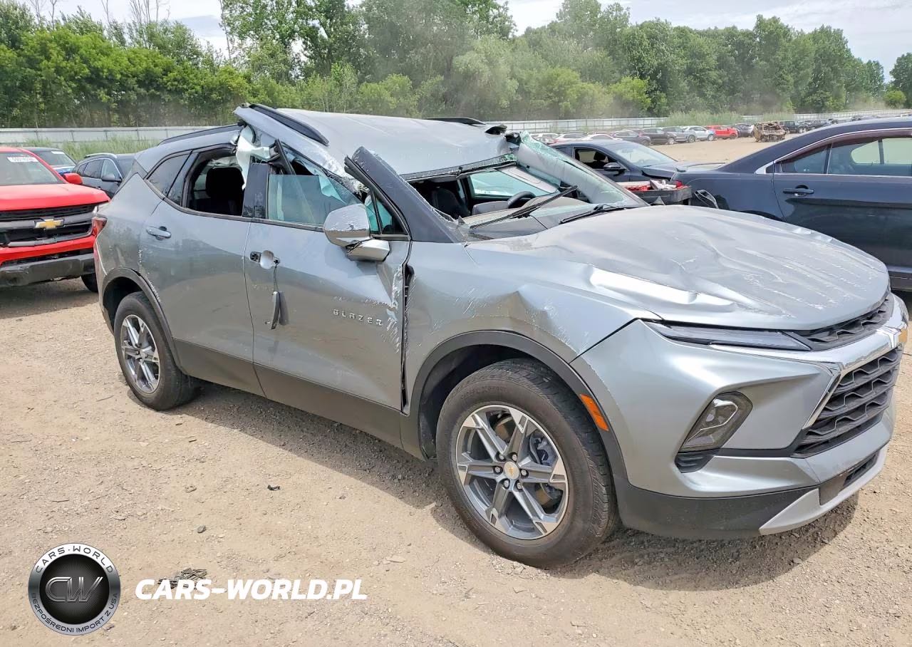 2025 Chevrolet Blazer 2Lt VIN:3GNKBCR49SS121378 - 4