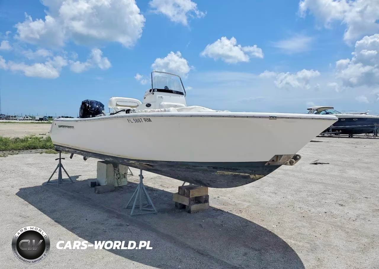 2017 Sportsman 211 - Boat