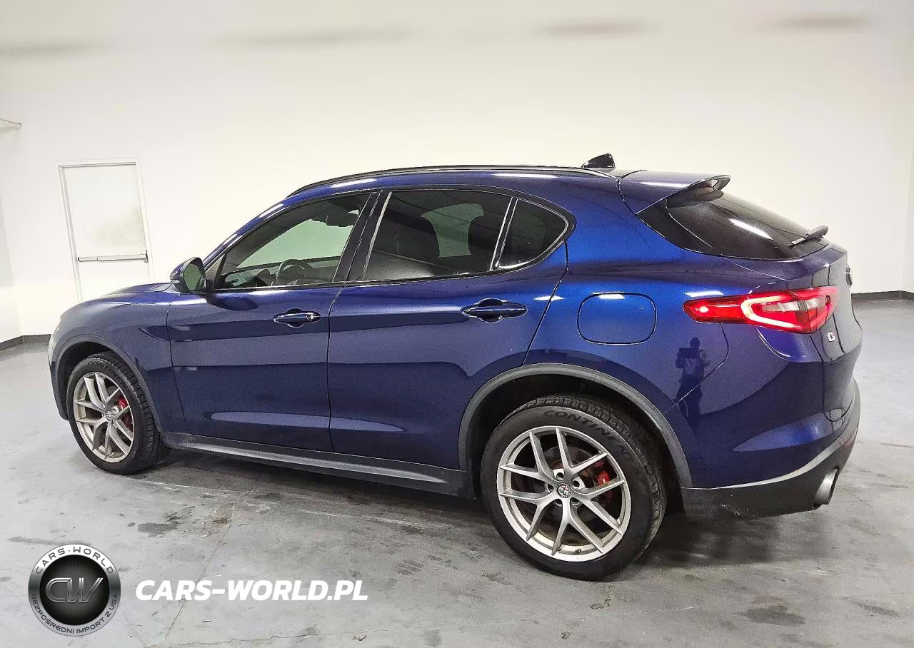 2018 Alfa Romeo Stelvio Ti Sport VIN:ZASFAKNN3J7B96300 - 2
