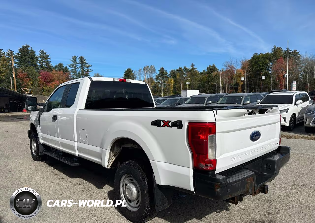 2018 Ford F-250 Xl VIN:1FT7X2B64JEB92311 - 3