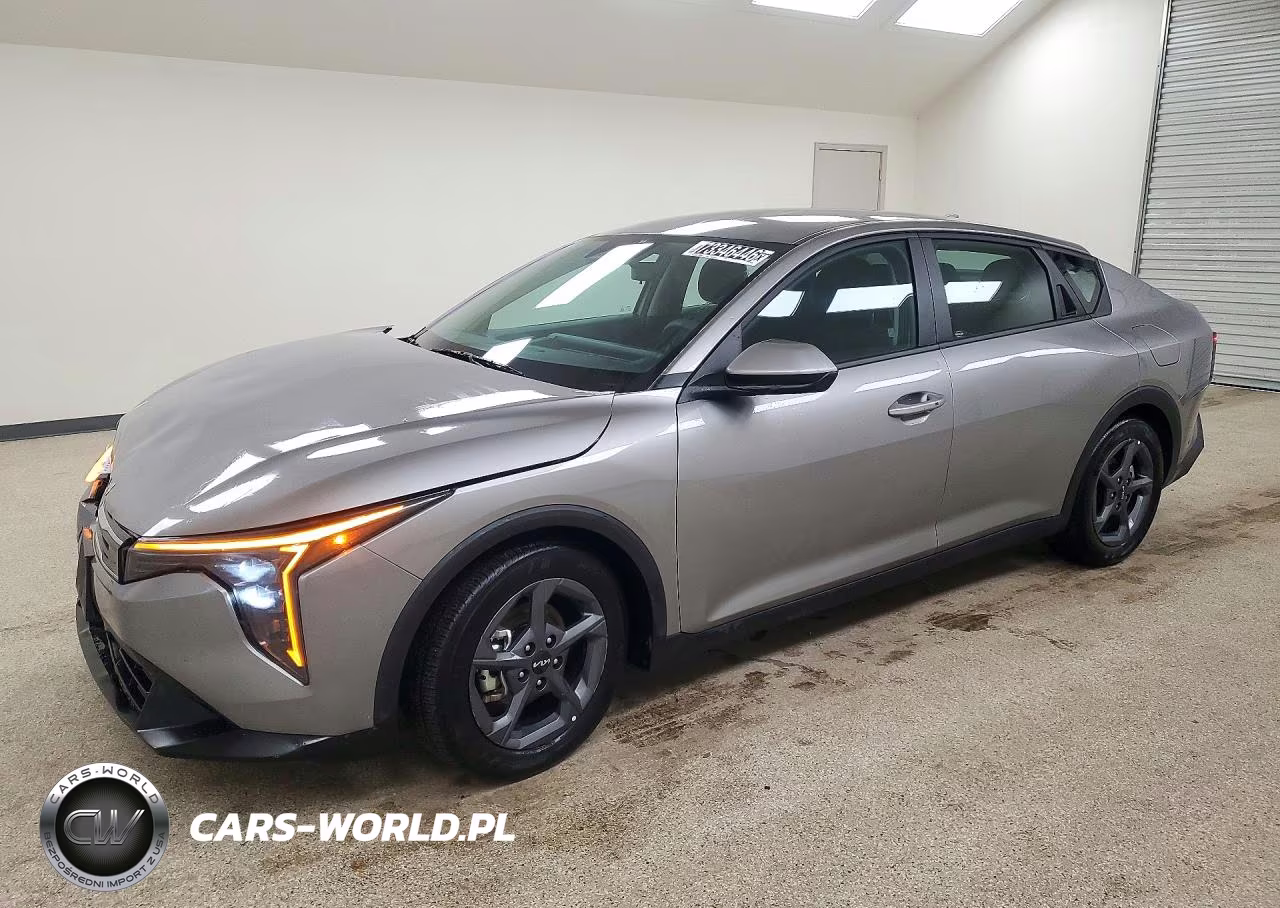2026 Kia K4 Lxs VIN:3KPFT4DE4TE287286 - 1