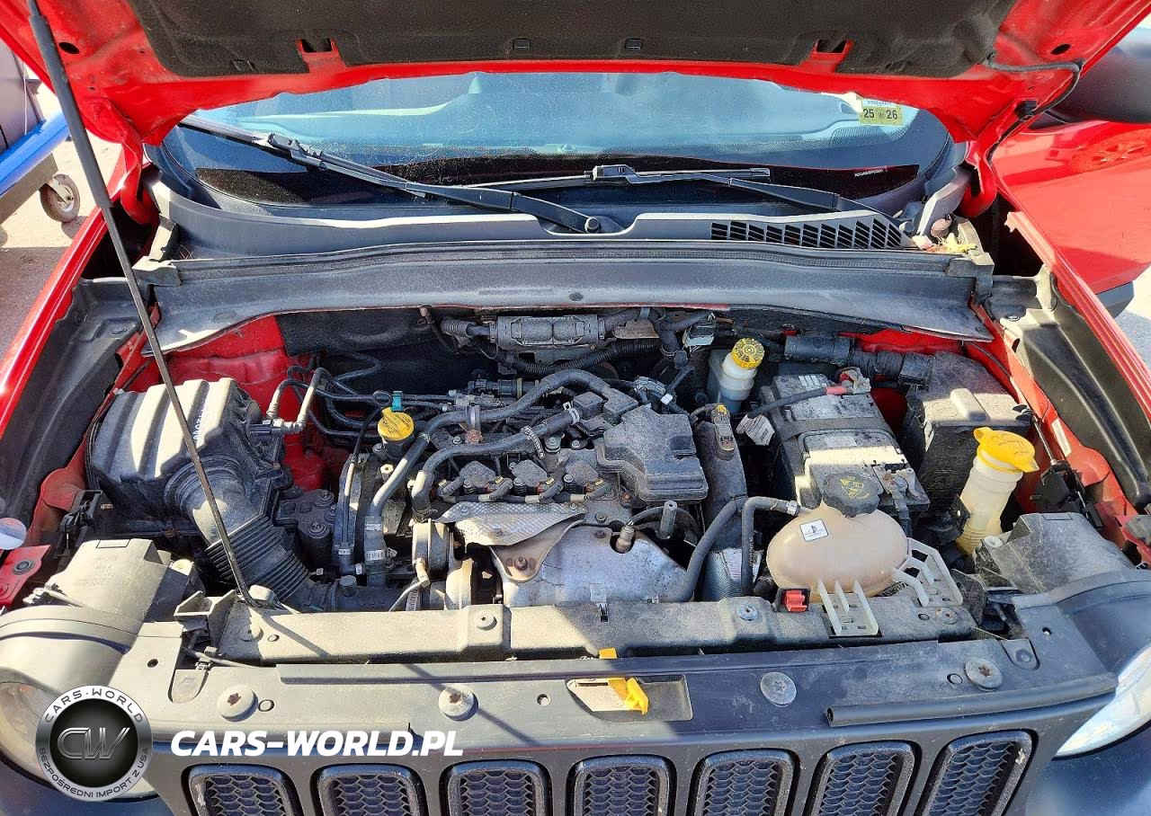 2015 Jeep Renegade Sport VIN:ZACCJAAH3FPC35032 - 11