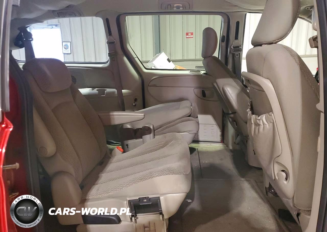 2005 Chrysler Town & Country Touring VIN:2C4GP54L65R376291 - 11