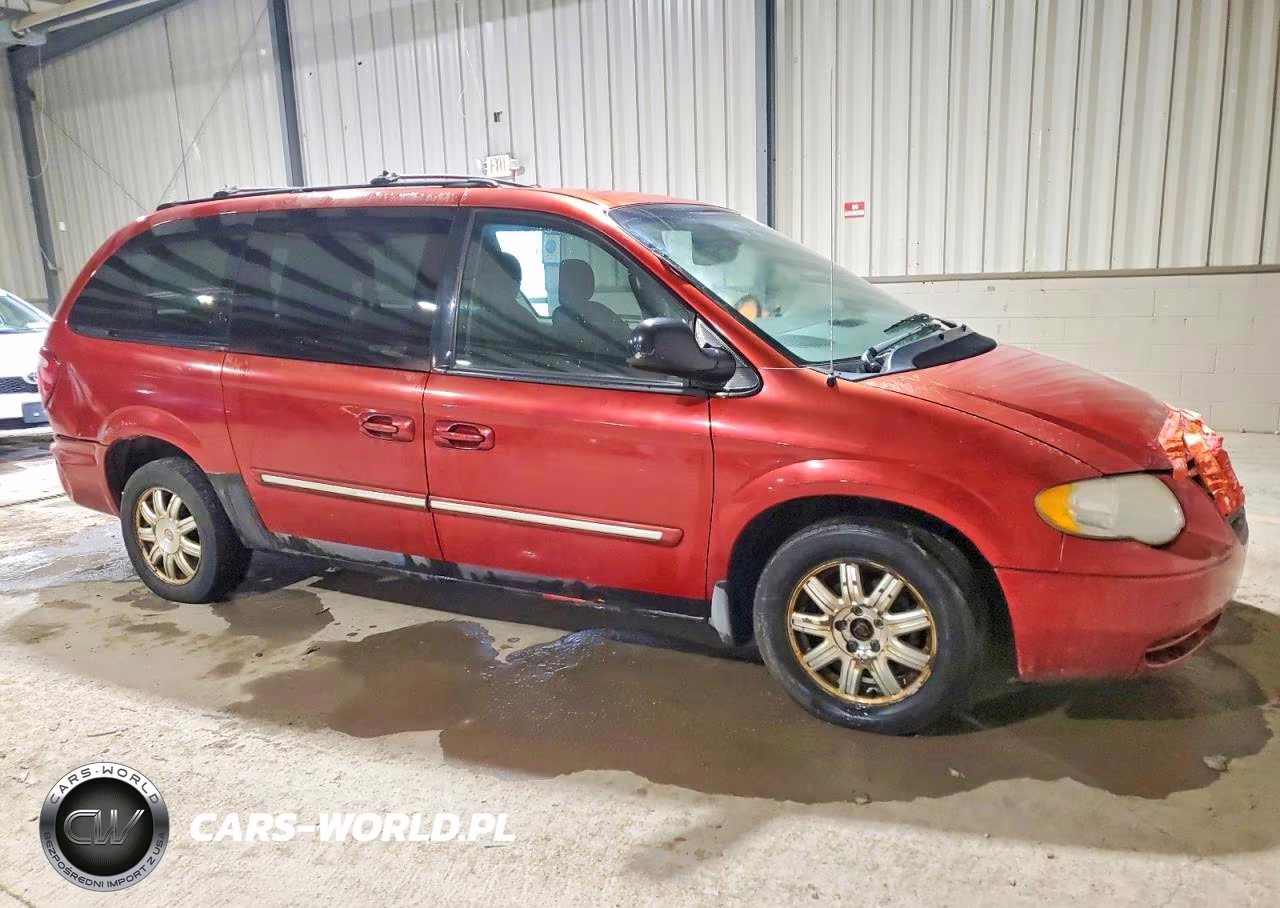 2005 Chrysler Town & Country Touring VIN:2C4GP54L65R376291 - 4