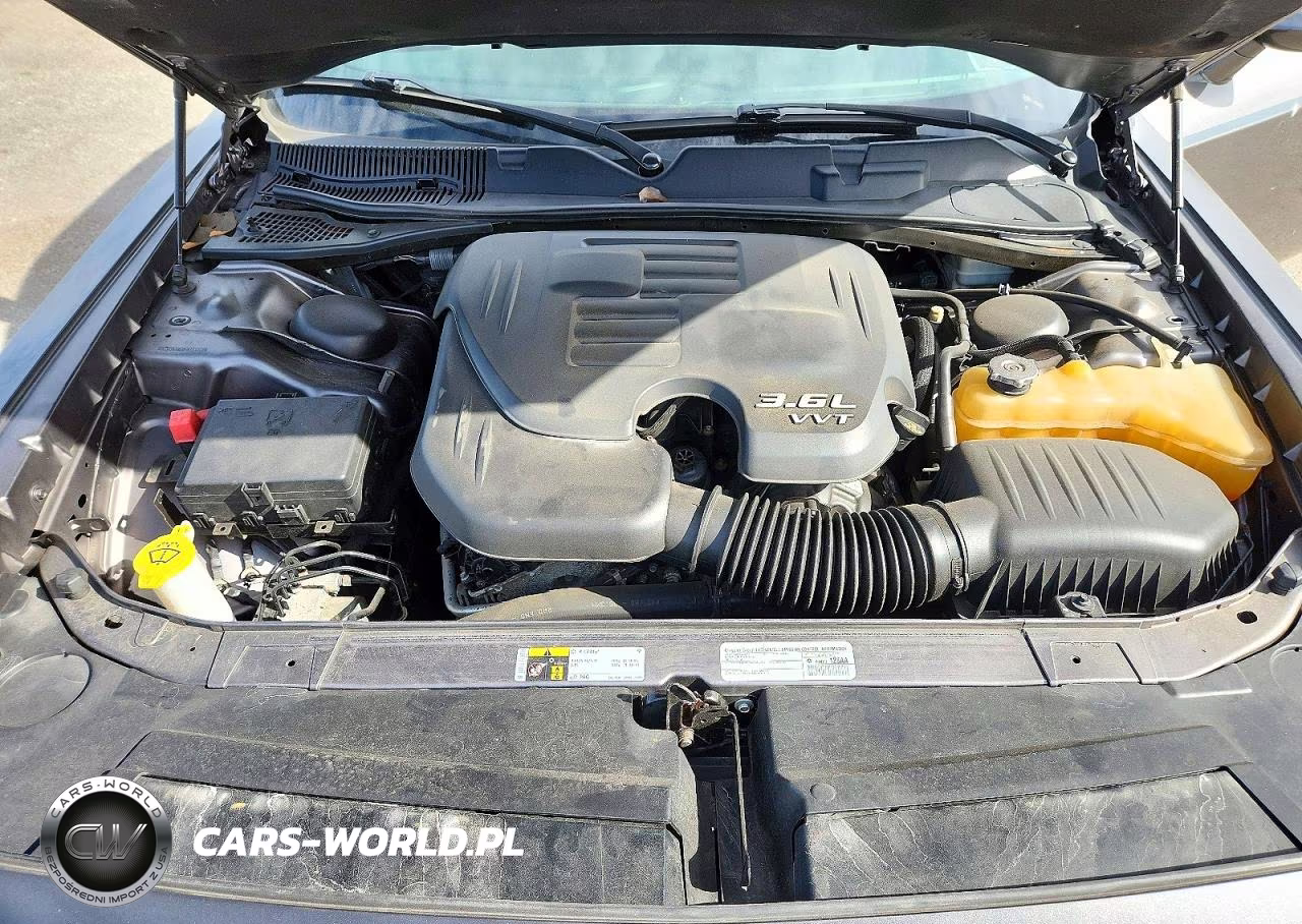 2015 Dodge Challenger Sxt Plus VIN:2C3CDZBG8FH723328 - 11