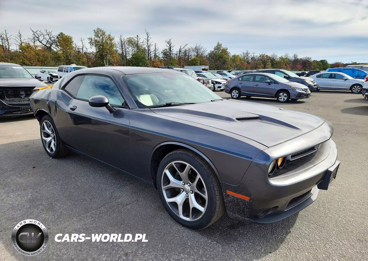 2015 Dodge Challenger Sxt Plus VIN:2C3CDZBG8FH723328 - 4