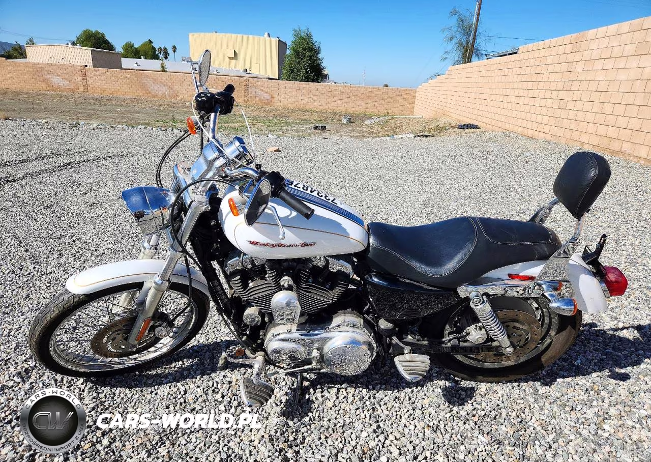 2007 Harley-Davidson Xl1200 C VIN:1HD1CT3347K418223 - 3