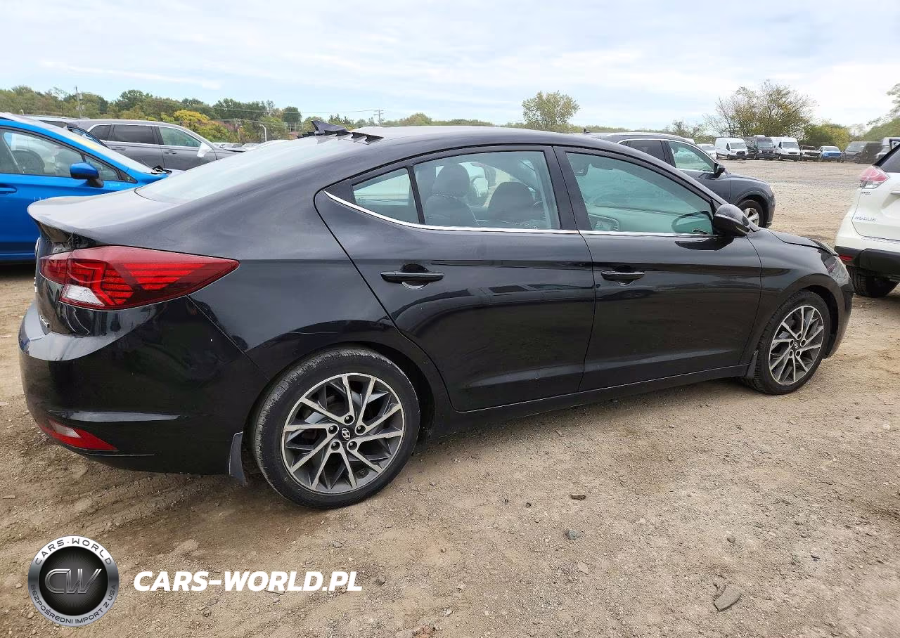2019 Hyundai Elantra Limited VIN:5NPD84LF1KH475602 - 3
