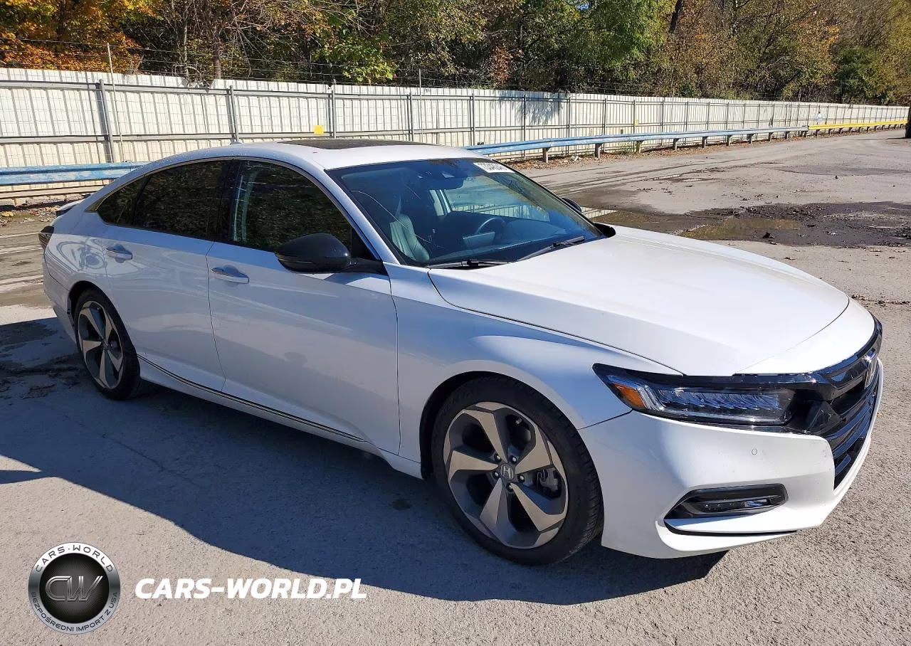 2019 Honda Accord Touring VIN:1HGCV2F97KA028862 - 4