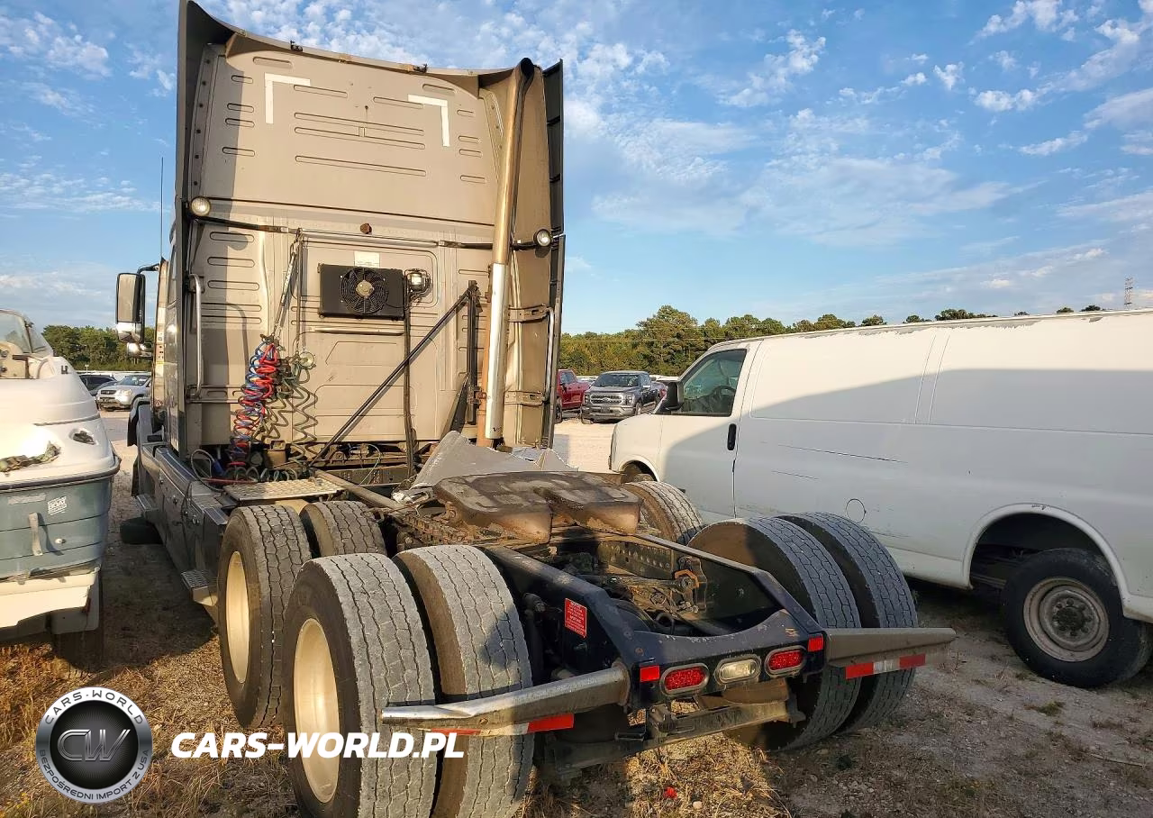 2015 Volvo Vnl Semi Truck VIN:4V4NC9EJ5FN918958 - 2